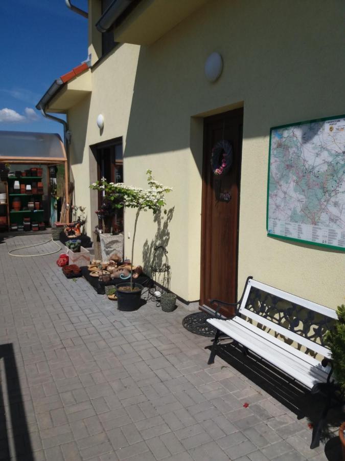 Garden Apartments Znojmo Eksteriør bilde