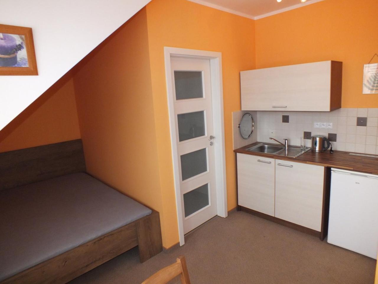 Garden Apartments Znojmo Eksteriør bilde