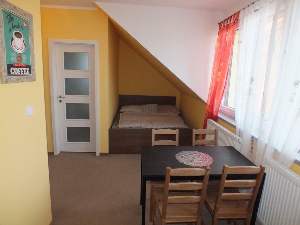 Garden Apartments Znojmo Eksteriør bilde