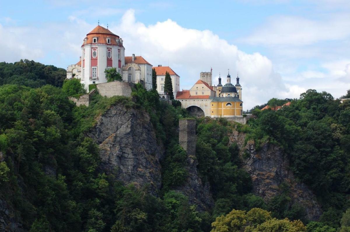 Garden Apartments Znojmo Eksteriør bilde