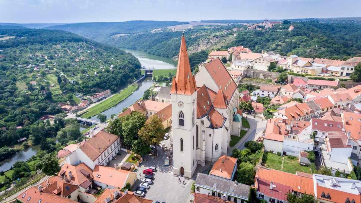 Garden Apartments Znojmo Eksteriør bilde